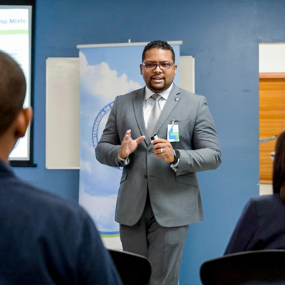 SIPEN imparte charla en el Ministerio de Energía y Minas