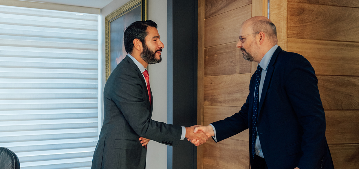 Delegación del FMI visita la Superintendencia de Pensiones