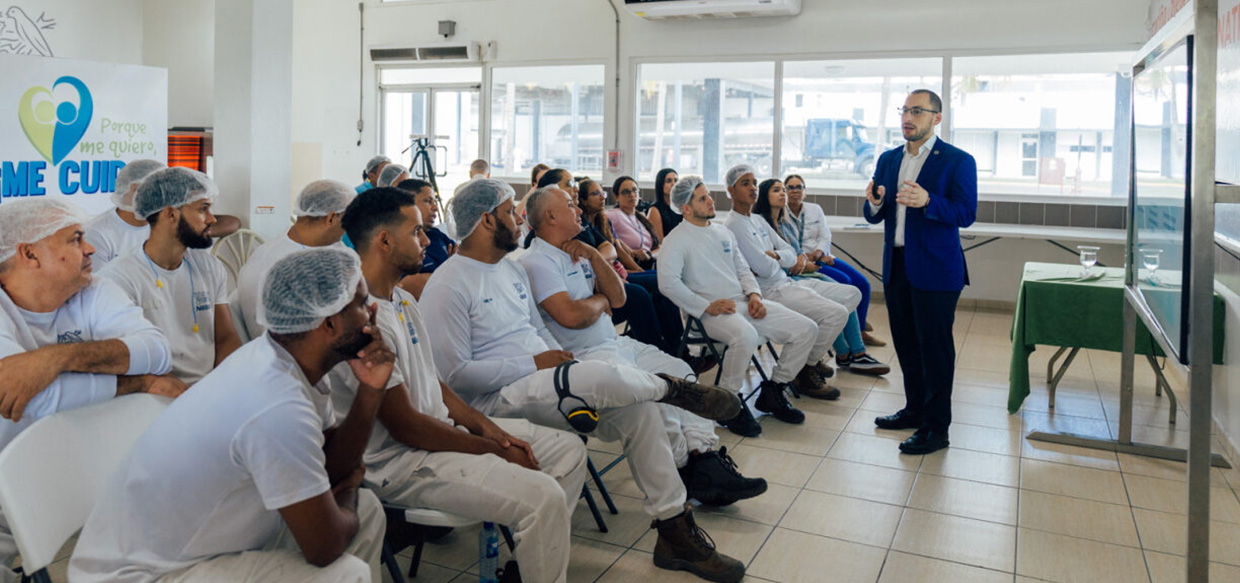 Colaboradores de la planta de producción de Nestlé Dominicana se forman en educación previsional