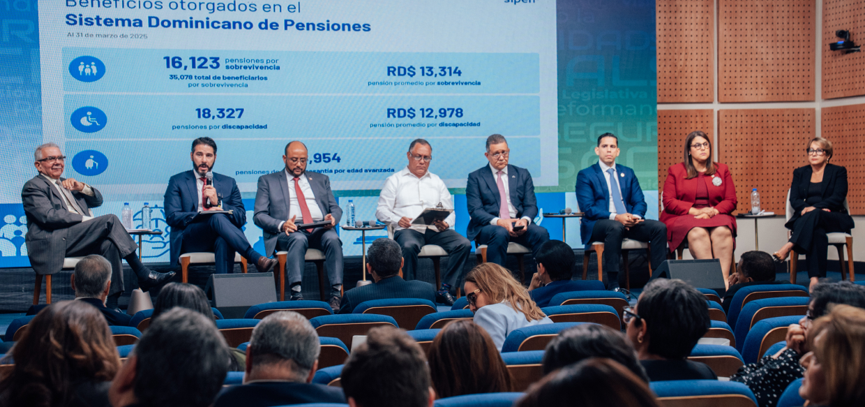 SIPEN formó parte del simposio “Reformando la Seguridad Social desde una Visión Legislativa”